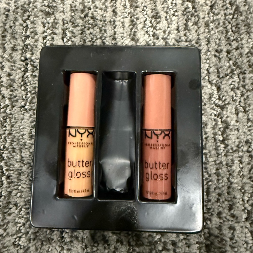 NYX Butter Gloss Duo - Soft Beige and Warm Coral